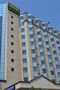 Niagara Plaza Hotel By Fairbridge Esterno foto